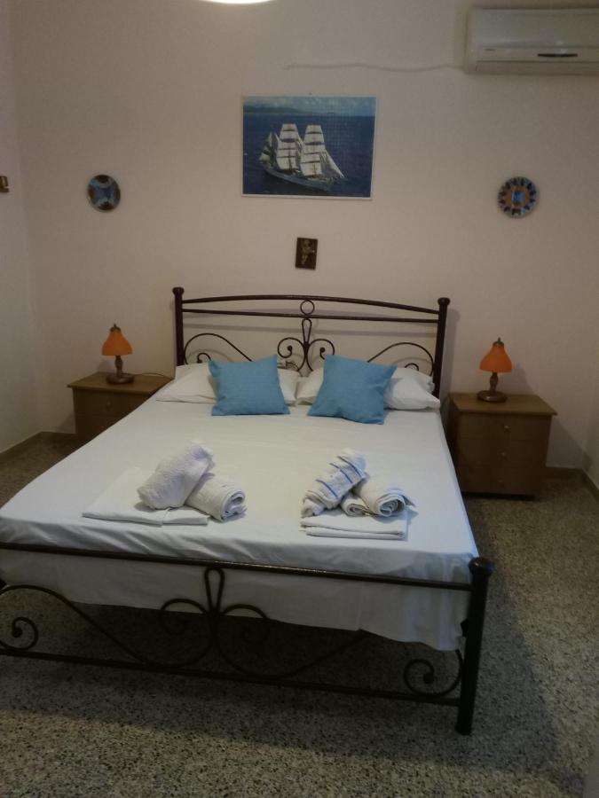 Agnes Rooms Kini Exteriör bild